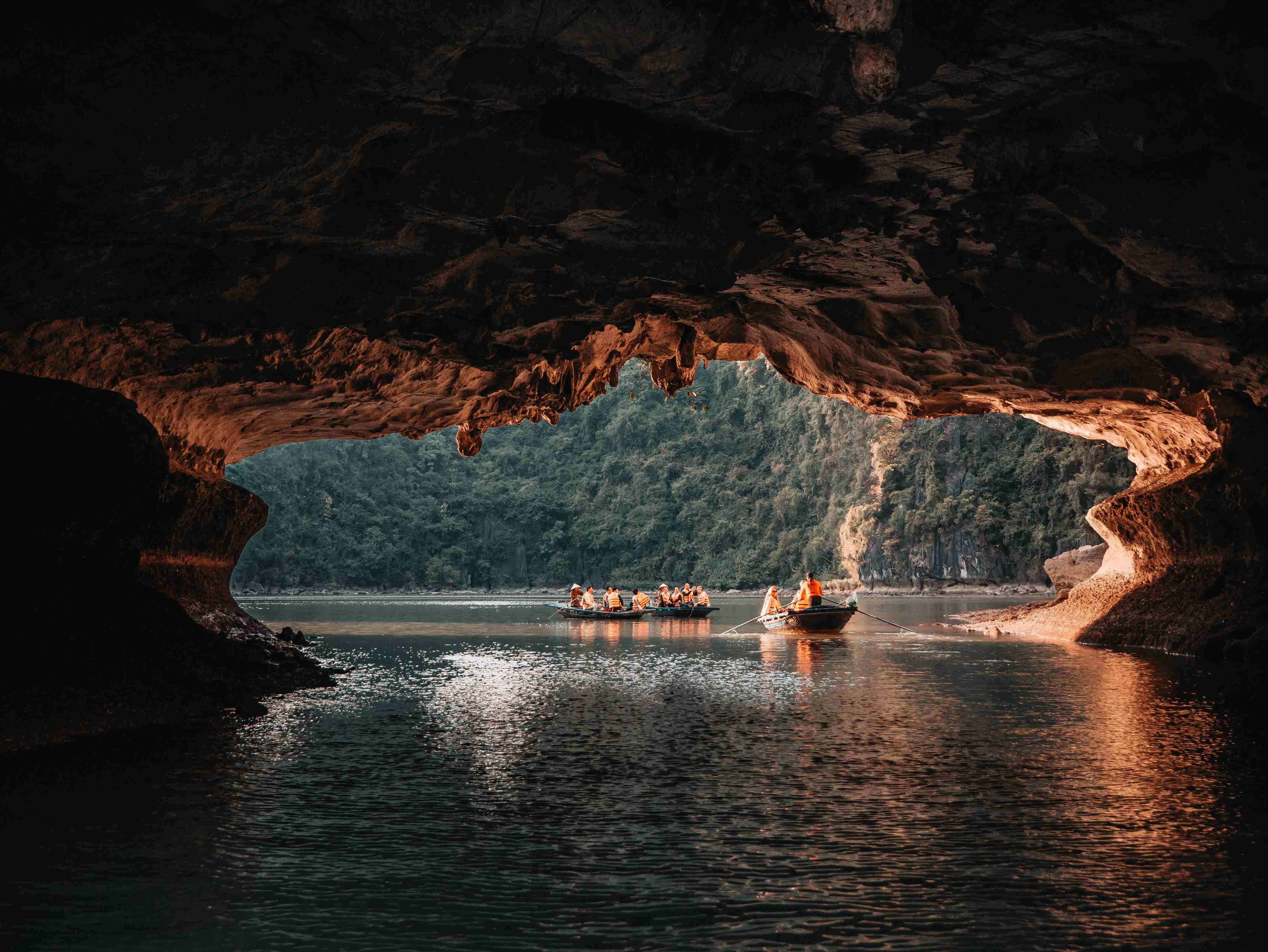 Highlight Spectacular Lan Ha Bay Day Trip from Hanoi