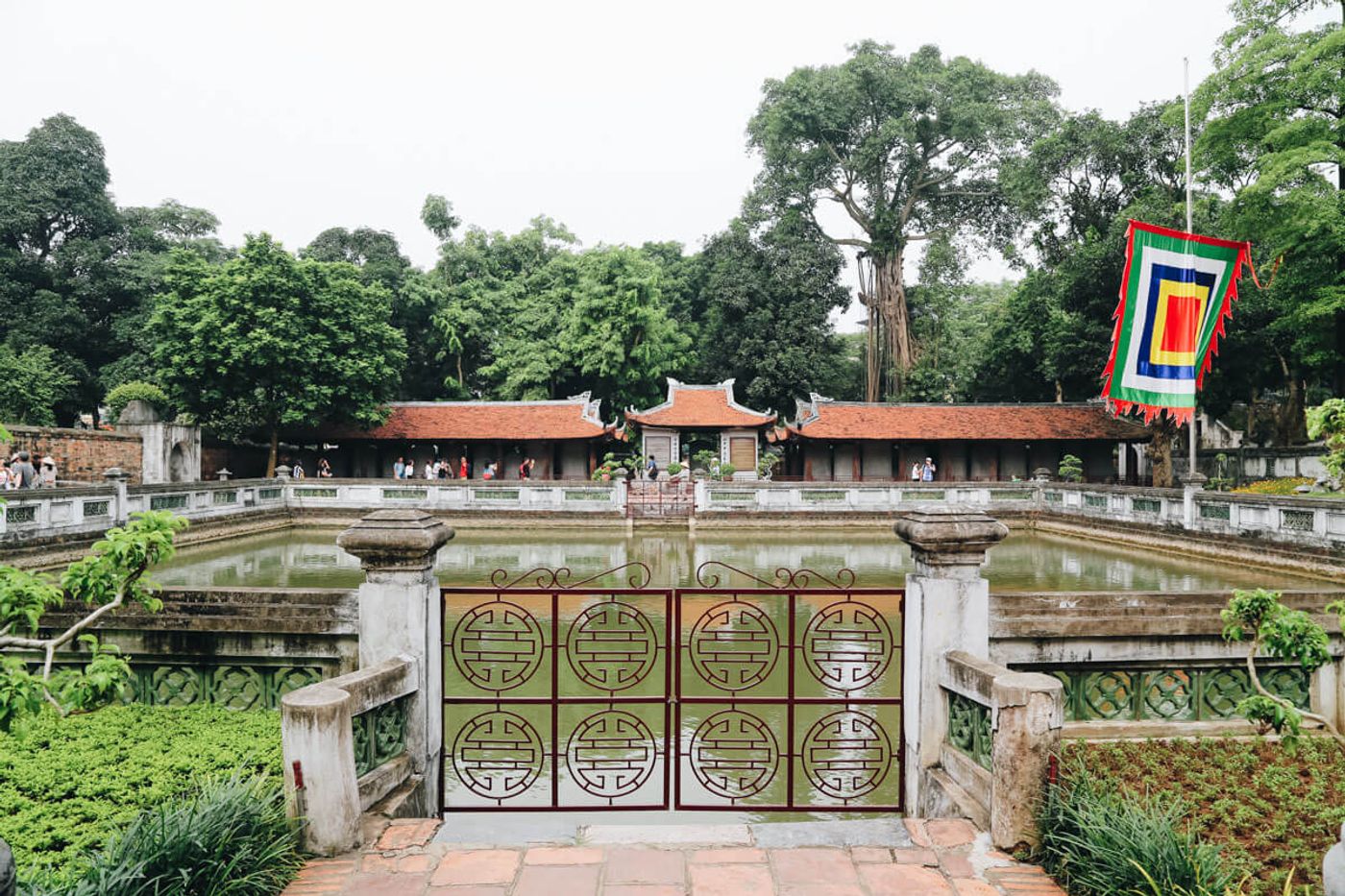 Take a tour in Temple of Literature