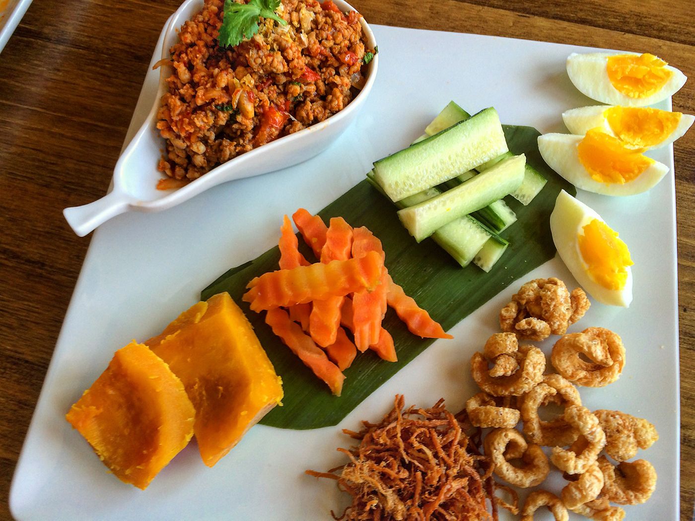 The best local dishes you must try in Chiang Mai, Thailand