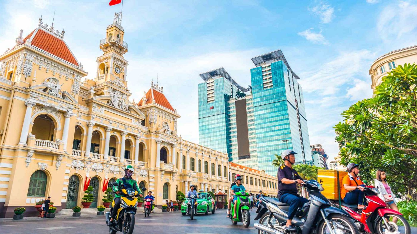 HCMC, Binh Dinh allowed to welcome back foreign tourists