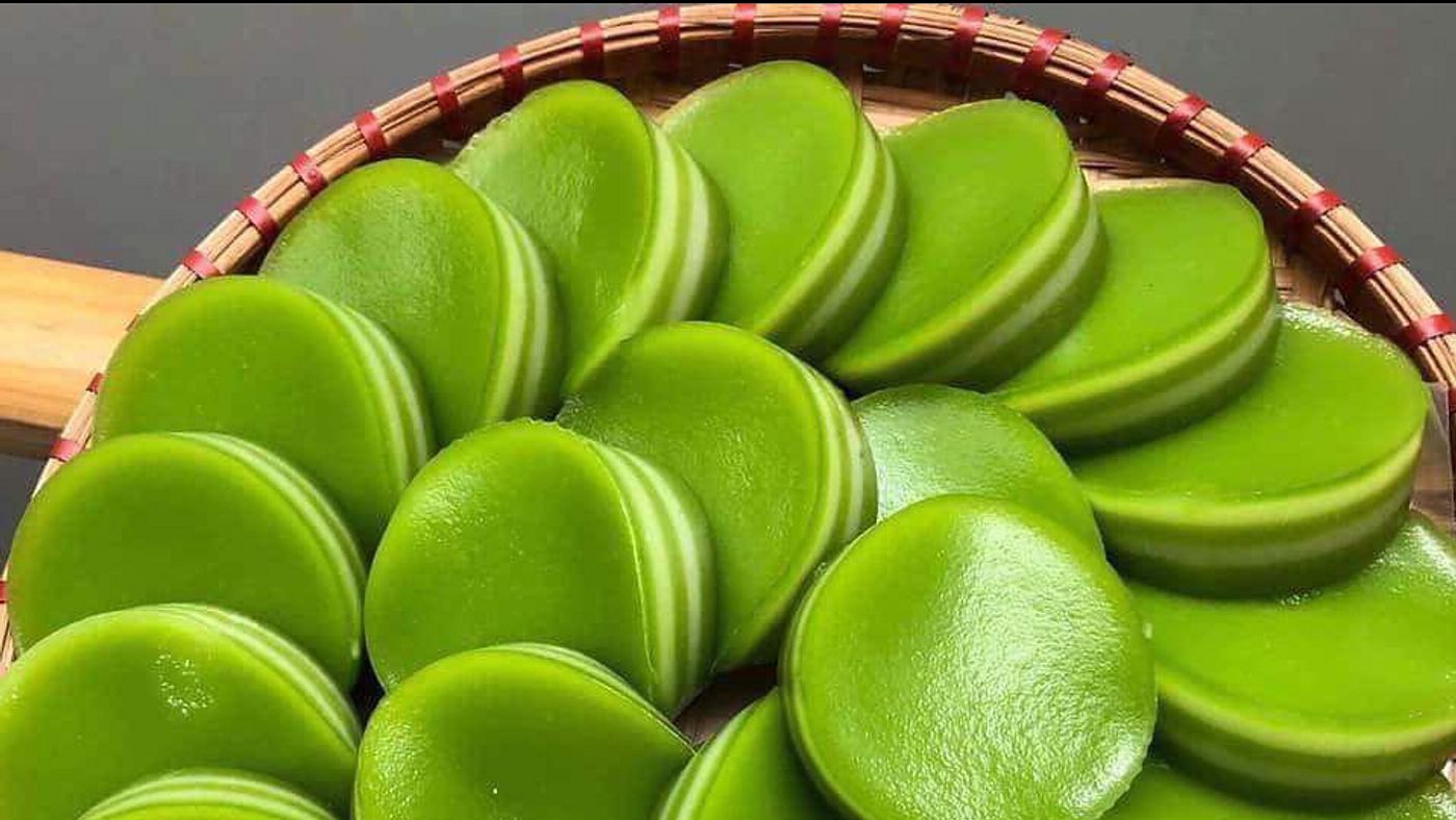 Must-try local desserts in Vietnam