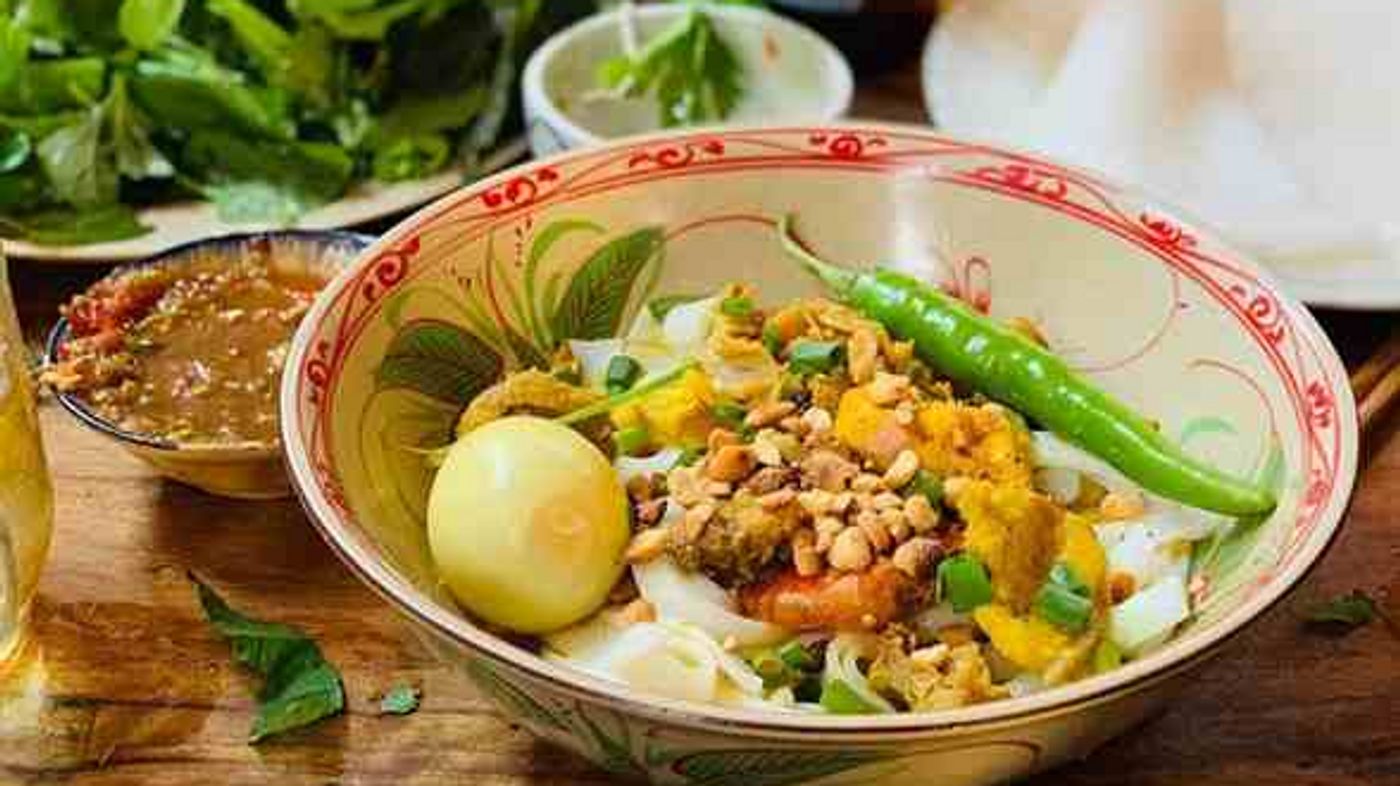 All about Hoi An's most famous dish, Mi Quang