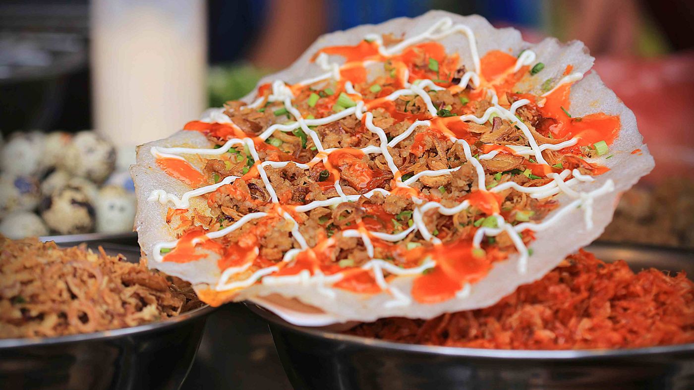 Saigon Cuisine: What to eat on rain day