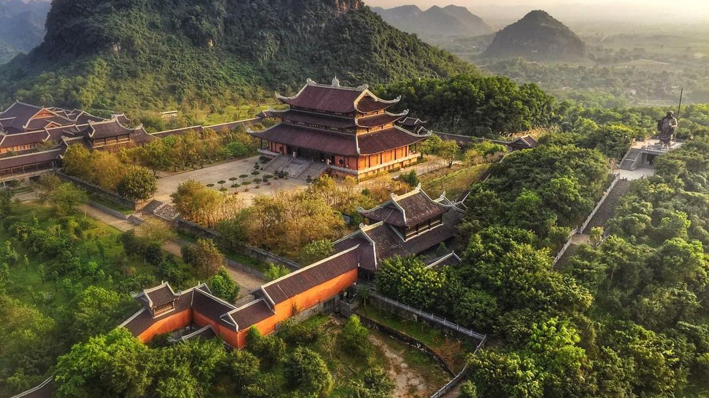 The most stunning temples in Vietnam you should know