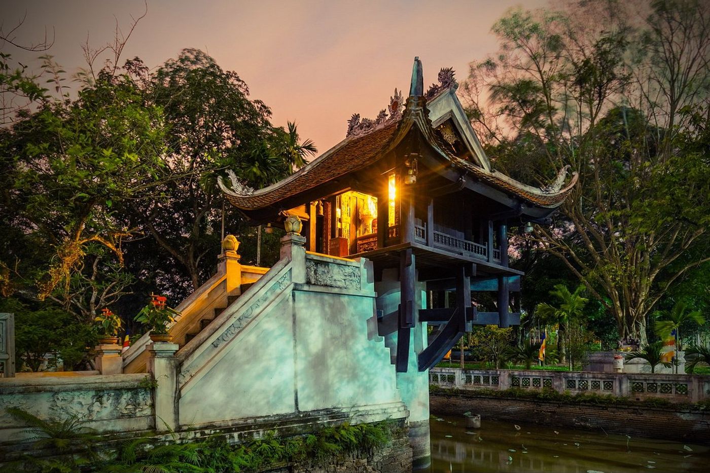 The most stunning temples in Vietnam you should know