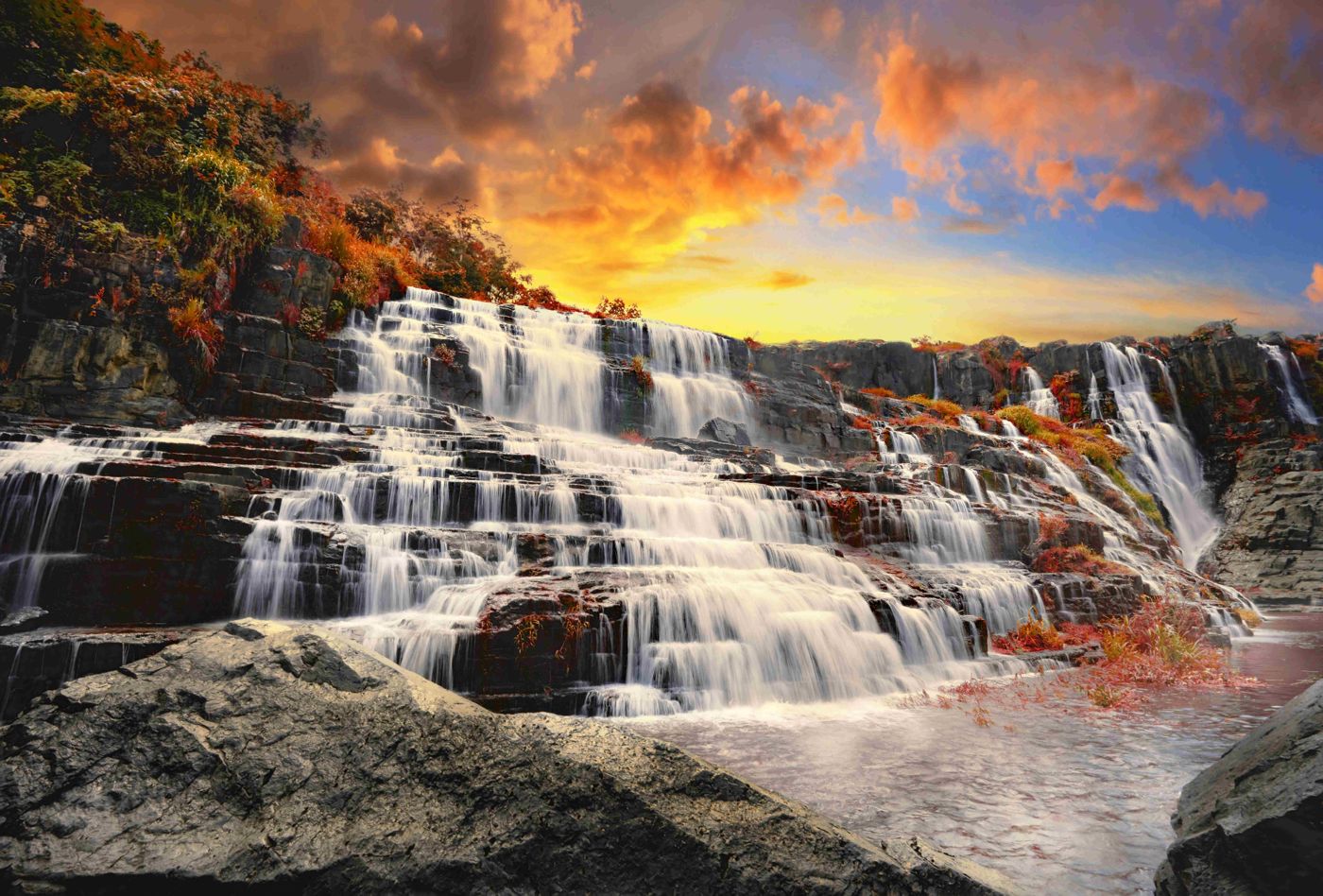 The poetic beauty of nature in Dalat. Photo by Shuttle Stock.