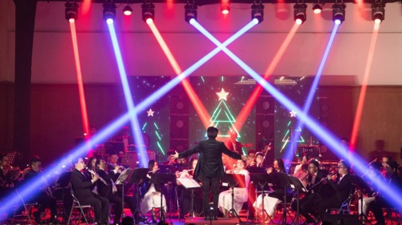 Saigon's Weekend Highlights: Christmas Films, Concerts, and Art Markets
