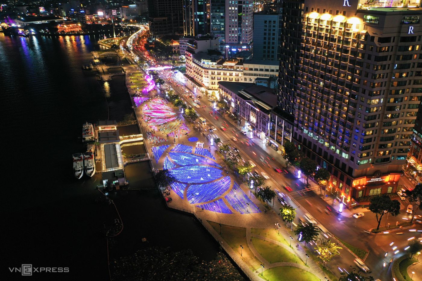 Art lights at Bach Dang Wharf