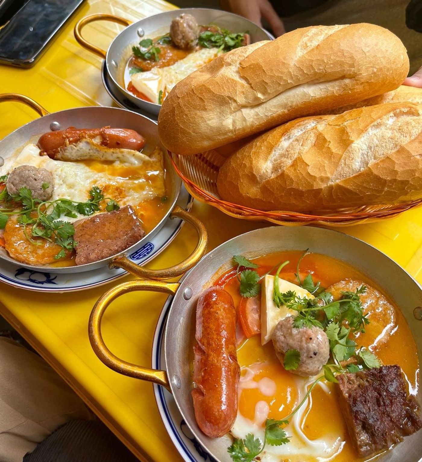 Banh Mi Chao, Hanoi