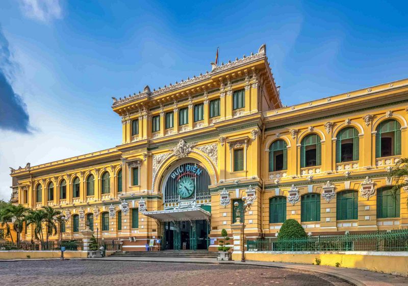 Ho Chi Minh City Central Post Office ranks among The World's top 11 beautiful post offices