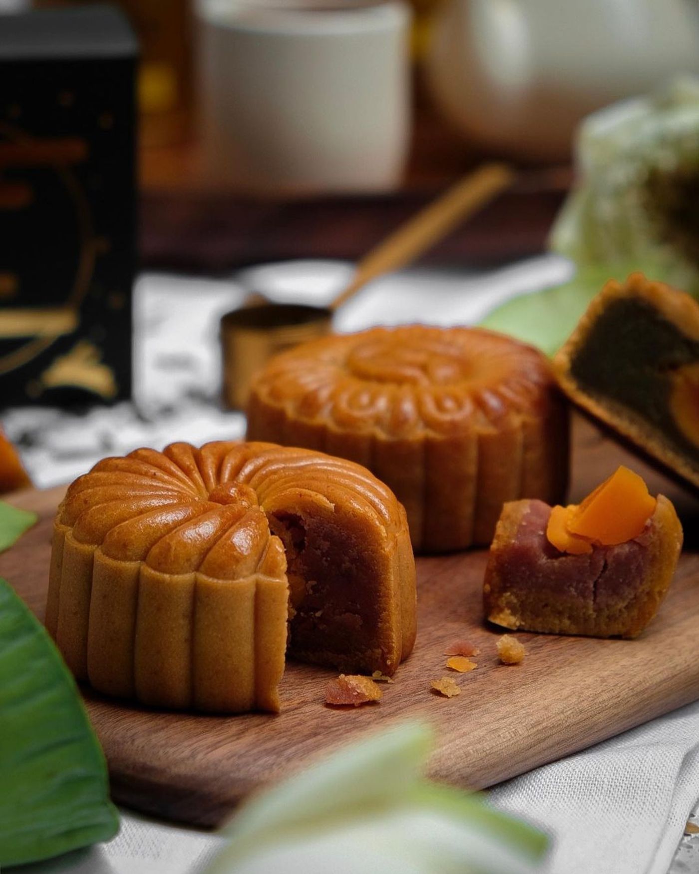 Vietnamese Moon Cake. Credit: linhsgram