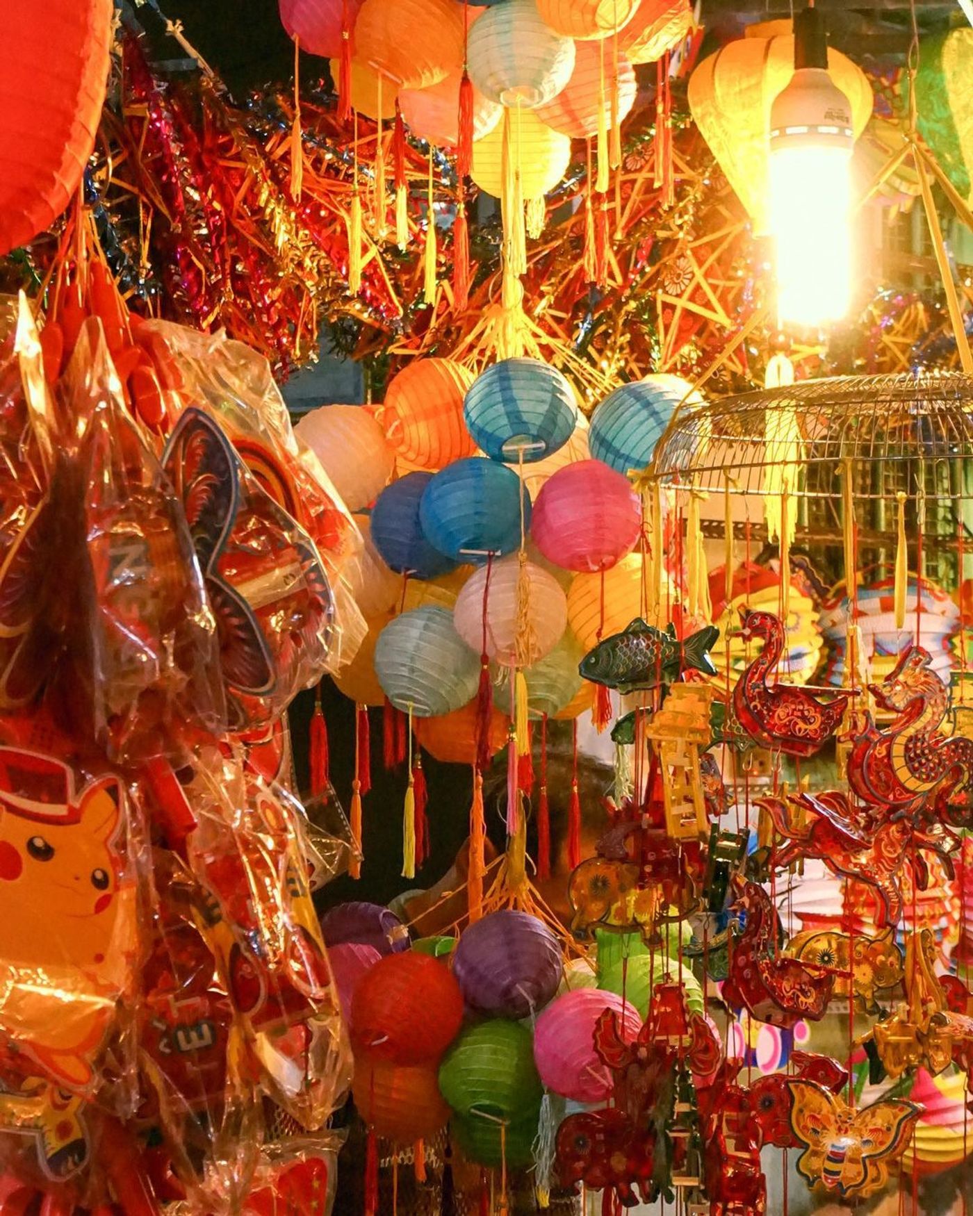 Beautiful lanterns from Cho Lon shops. Credit: caotridat05