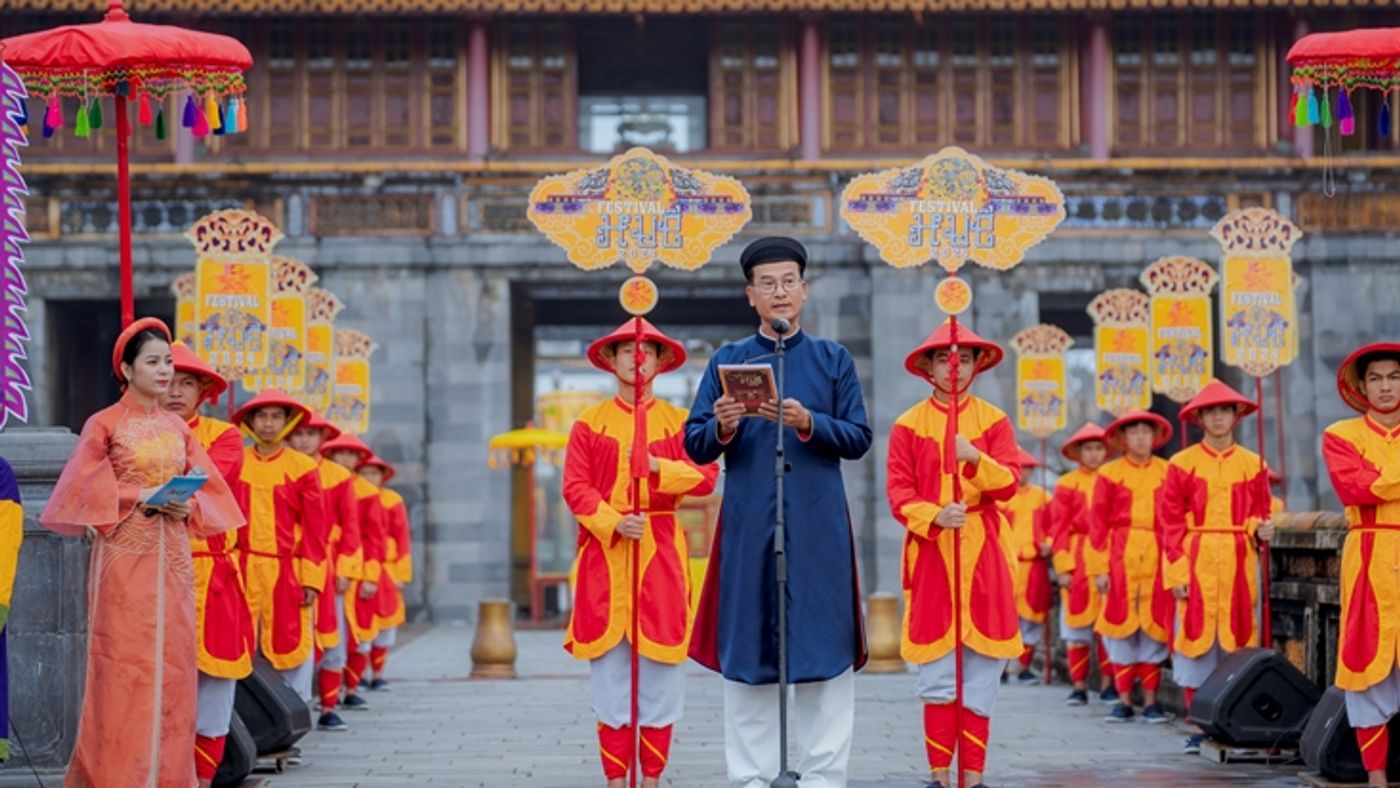 The Ban Soc Ceremony marks the opening of the Hue Festival 2024