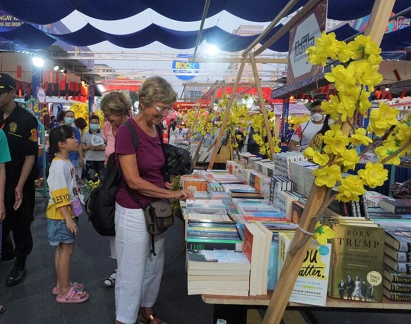 New Year book street festival