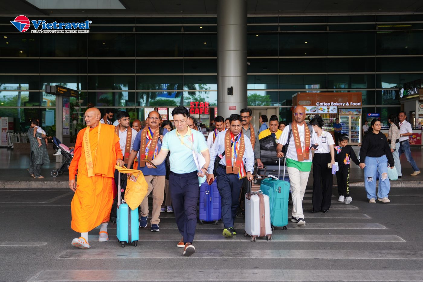 Vietravel Officially Welcomes Over 2,600 Delegates To Vesak 2025